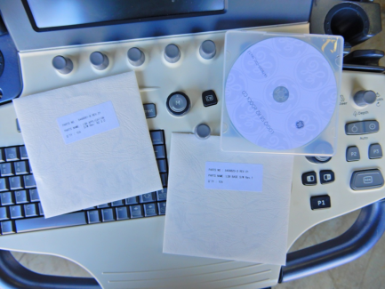 Zdjęcie przedmiotu: GE Ultrasound Korea ultrasound machine. Ltd. LOGIQ S8 R1 is R2 UPG