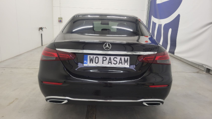 Zdjęcie przedmiotu: Mercedes-benz E 220 d