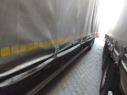 Zdjęcie przedmiotu: DAF LF FA 45.220 G08 4x2 Euro 5 + naczepa kurtynowa KONAR JG4