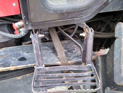 Zdjęcie przedmiotu: AUKCJA PAKIETOWA Ciągnik rolniczy Belarus 1221.2 + Przyczepa zrywkowa Palms 12D/700