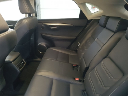 Zdjęcie przedmiotu: Lexus NX200T Comfort AWD