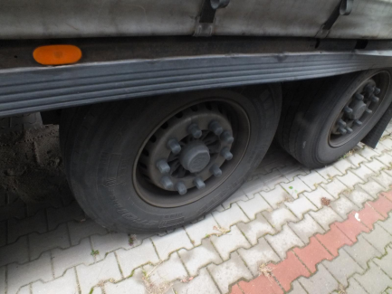 Zdjęcie przedmiotu: KOGEL S24-1 curtain semi-trailer