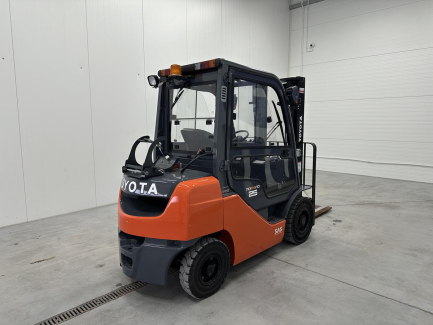 Zdjęcie przedmiotu: Вилочний навантажувач TOYOTA 02-8FGF25