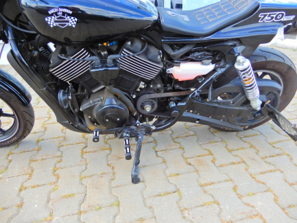 Zdjęcie przedmiotu: Harley Davidson STREET 750