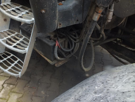 Zdjęcie przedmiotu: DEUTZ FAHR AGROTRON K610 T22 + TUR farm tractor