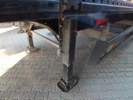 Zdjęcie przedmiotu: KRONE SD Curtain trailer