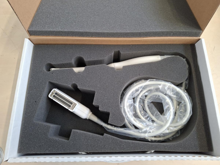 Zdjęcie przedmiotu: SAMSUNG HS40 ultrasound machine with accessories