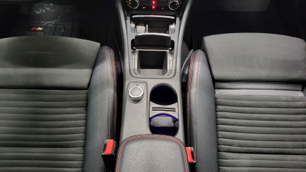 Zdjęcie przedmiotu: Mercedes-Benz CLA 200 7G-DCT AMG Line