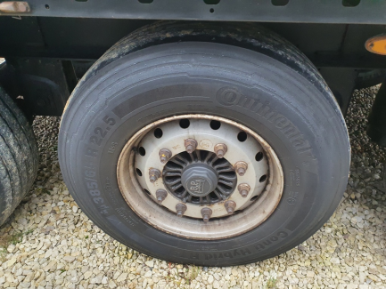 Zdjęcie przedmiotu: KOGEL S24-1 curtain semitrailer