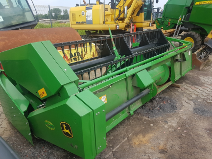 Zdjęcie przedmiotu: Kombajn Zbożowy John Deere W 330 Z HEDEREM I STOŁEM DO RZEPAKU