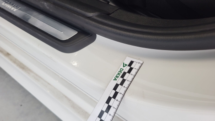 Zdjęcie przedmiotu: BMW 318i Sport Line aut