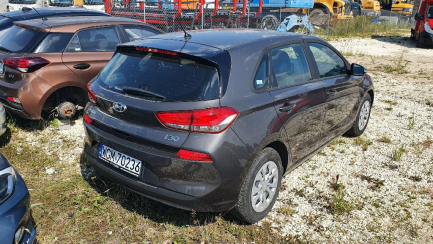 Zdjęcie przedmiotu: HYUNDAI i30 17-,  1.4 Classic +
