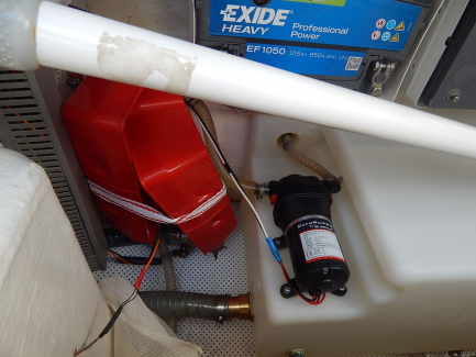 Zdjęcie przedmiotu: Jacht motorowy KEY LARGO 27 EFB