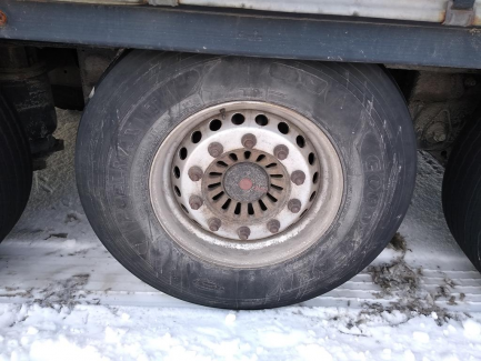 Zdjęcie przedmiotu: K&auml;ssbohrer Maxima Тентований (&laquo;фіранка&raquo;)