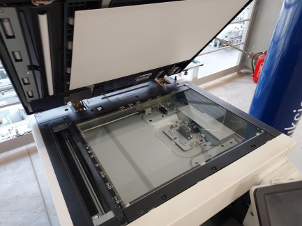 Zdjęcie przedmiotu: KONICA MINOLTA BIZHUB 423 multifunctional device