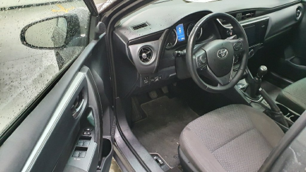 Zdjęcie przedmiotu: Toyota Corolla 1.6 Classic Plus