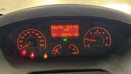 Zdjęcie przedmiotu: Fiat Ducato 35 2.3 M-jet E6 3.5t L3