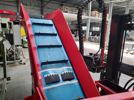 Zdjęcie przedmiotu: Maszyna do zbioru kwiatostanu konopii MMiUR MDK 2,7G