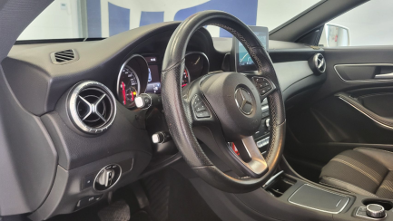 Zdjęcie przedmiotu: Mercedes-benz Cla 200 7G-DCT Urban