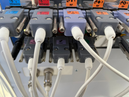 Zdjęcie przedmiotu: Venus-Beauty Tower 2 cosmetic harvester