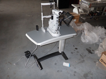 Zdjęcie przedmiotu: Medical laser for 2RT ELLEX MEDICAL PTY 2 RT LR1532 therapy