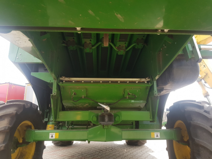 Zdjęcie przedmiotu: Kombajn Zbożowy John Deere W 330 Z HEDEREM I STOŁEM DO RZEPAKU