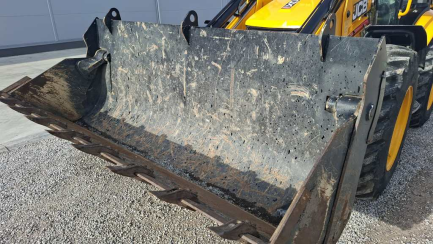 Zdjęcie przedmiotu: Екскаватор-навантажувач JCB 4CX