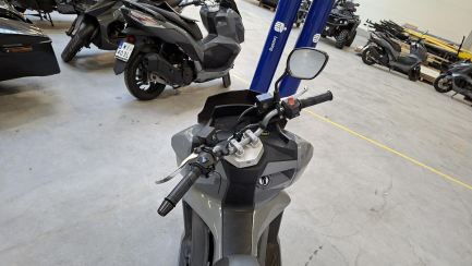 Zdjęcie przedmiotu: SKUTER SYM JET X 125