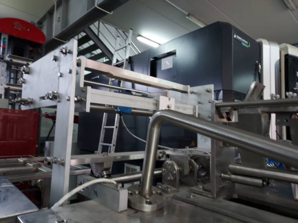 Zdjęcie przedmiotu: DOYPACK FILLING MACHINE VERTICAL BAG PACKING MACHINE SHANGHAI MOTECH M&E CO., LTD