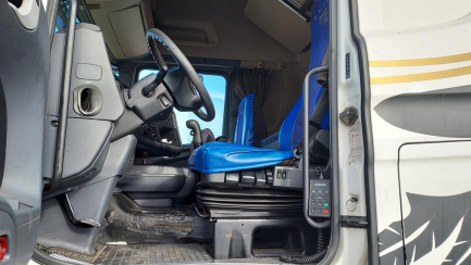 Zdjęcie przedmiotu: SCANIA R380 E5 19.0t LA 4x2MNA Top.