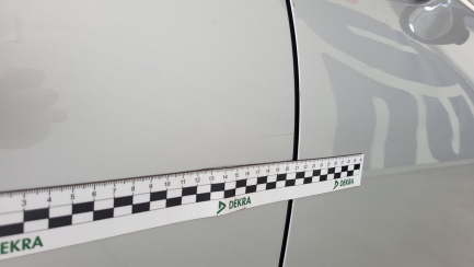 Zdjęcie przedmiotu: Mercedes-benz E 220 d 4-Matic 9G-TRONIC