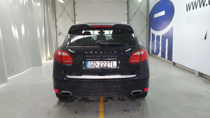 Zdjęcie przedmiotu: Porsche Cayenne Platinum Edition