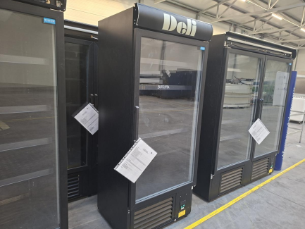 Zdjęcie przedmiotu: Witryny chłodnicze IGLOO – 4 szt.