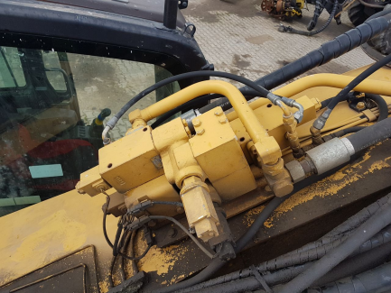 Zdjęcie przedmiotu: CATERPILLAR 321C LCR tracked excavator