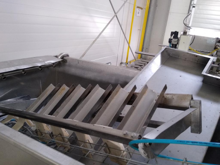 Zdjęcie przedmiotu: Apple peeler PND S.r.l. Fruit Processing Machinery Italy PEELING MACHINE PL6 160 BG