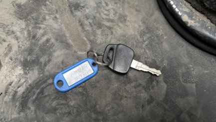 Zdjęcie przedmiotu: Spalinowy w&oacute;zek widłowy Linde H50T-02 