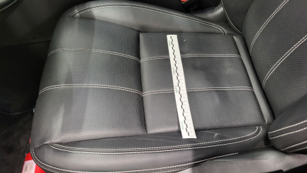 Zdjęcie przedmiotu: Land Rover Velar 3.0 P400 mHEV SE Oświadczenie o utracie DR