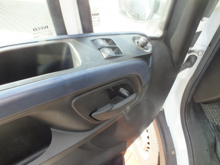 Zdjęcie przedmiotu: Iveco Daily 35S18 Euro 6 + lift