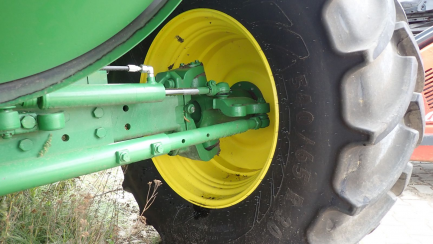Zdjęcie przedmiotu: JOHN DEERE T660 T600 harvester with HEDER 625R / 625R