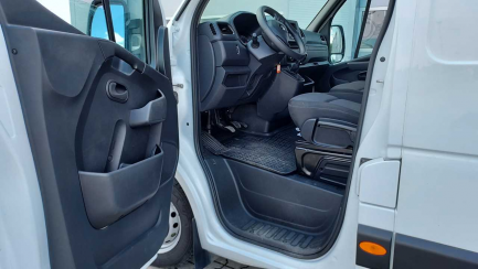 Zdjęcie przedmiotu: Renault Master FWD 2.3 dCi E6d 3.5t L3H3 Business