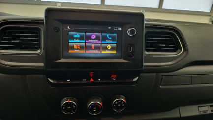 Zdjęcie przedmiotu: Renault Master FWD 2.3 dCi E6d 3.5t L3H3 Pack Clim