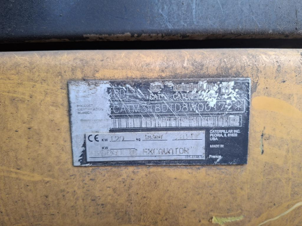 Zdjęcie przedmiotu: Koparka kołowa CAT M318D