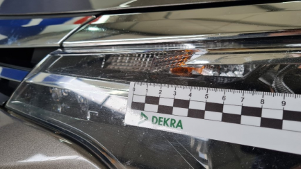 Zdjęcie przedmiotu: Toyota Corolla sedan 1.6 Comfort