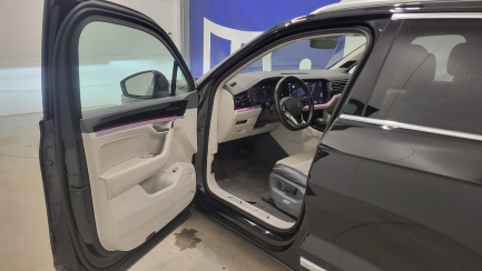 Zdjęcie przedmiotu: Volkswagen Touareg 3.0 V6 TDI SCR 4Mot. Elegance