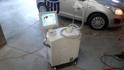 Zdjęcie przedmiotu: Diode laser for hair removal Aeslight Europa S.L. 808AL 808nm