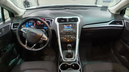 Zdjęcie przedmiotu: Ford Mondeo 2.0 TDCi Silver X (Amb.)