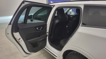 Zdjęcie przedmiotu: Volvo V60 B3 B Momentum Core aut