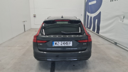 Zdjęcie przedmiotu: Volvo V90 D4 Momentum Pro aut