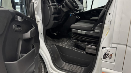 Zdjęcie przedmiotu: RENAULT/MOTOWEKTOR MASTER FWD 2.3 dCi E6 3.5t L3H1 Extra S&S+E
