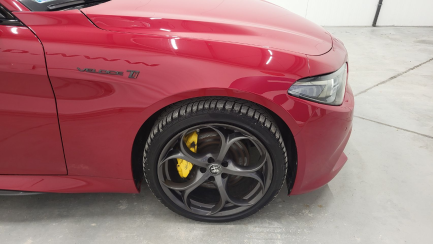 Zdjęcie przedmiotu: ALFA ROMEO GIULIA 2.0 Turbo Veloce TI Q4 aut Pojazd po długotrwałym postoju!